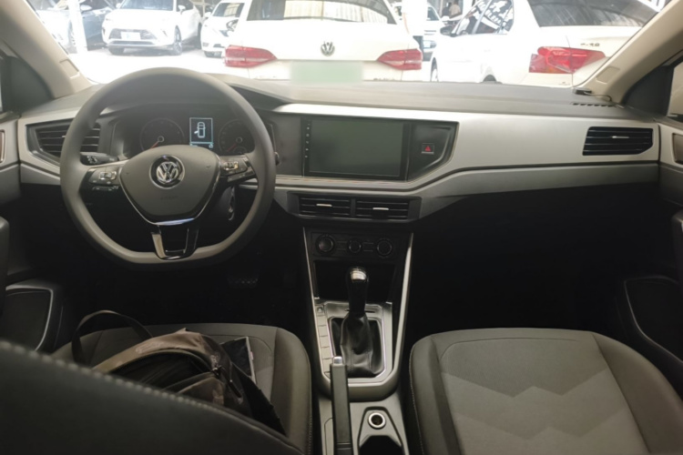Volkswagen Polo 2020 car image #10