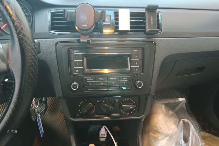 Volkswagen Santana 2019 car image #15