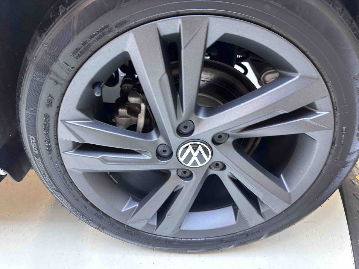 Volkswagen Golf 2022 imagen de coche #11