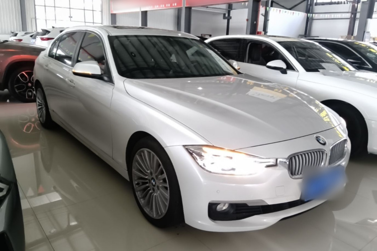 BMW 3 Series 2018 #4 BMW 3 Series 2018 immagine di auto #4