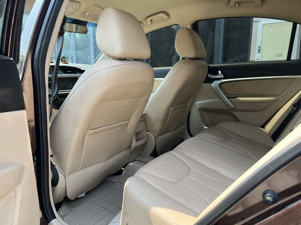 GEELY Emgrand 2017 car image #8