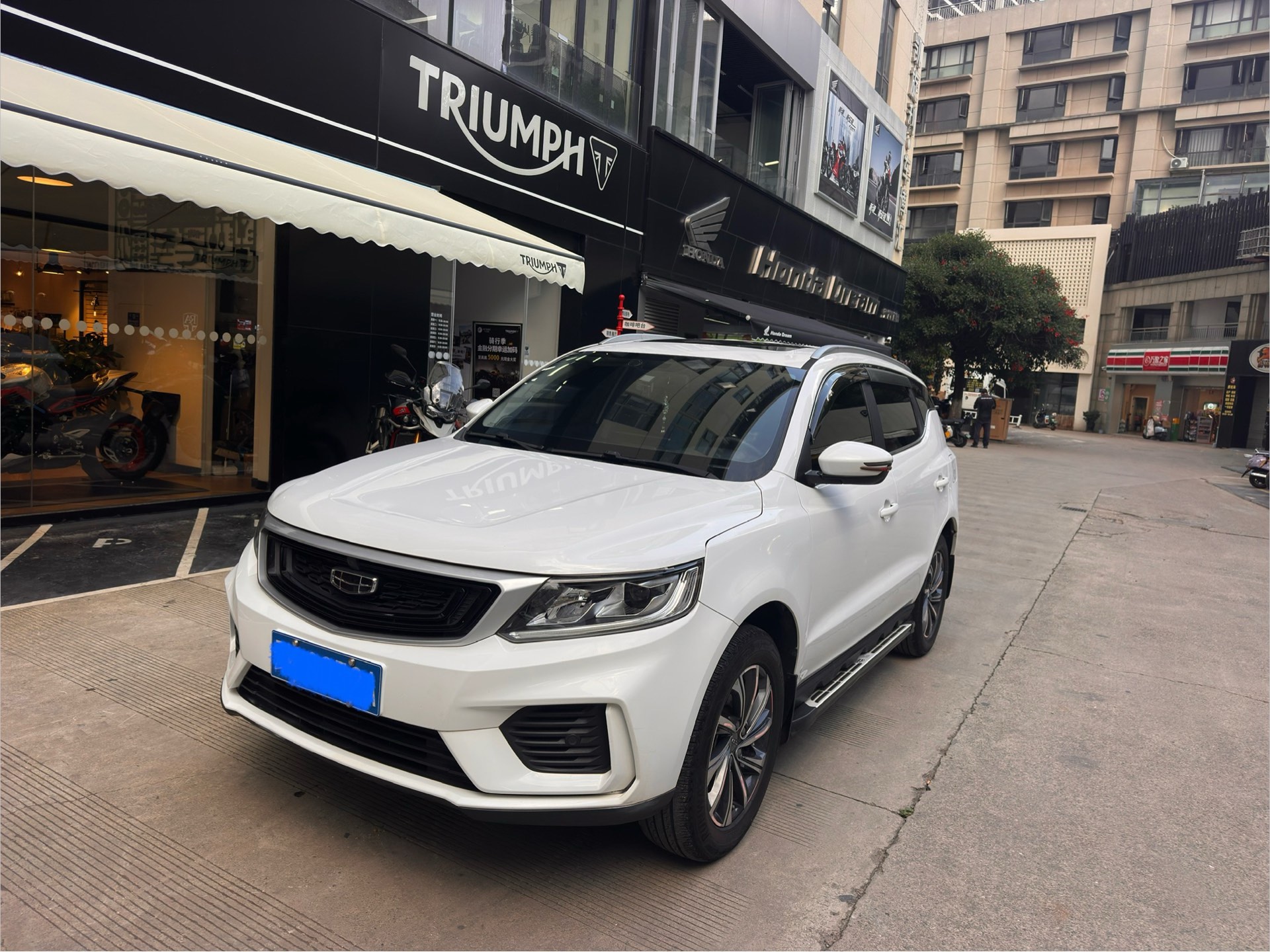 GEELY Vision X6 2021 صورة سيارة 