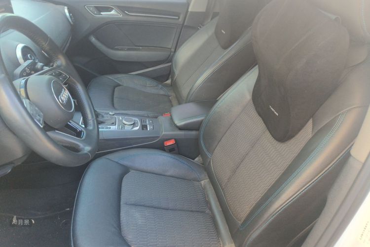 Audi A3 2019 car image #17