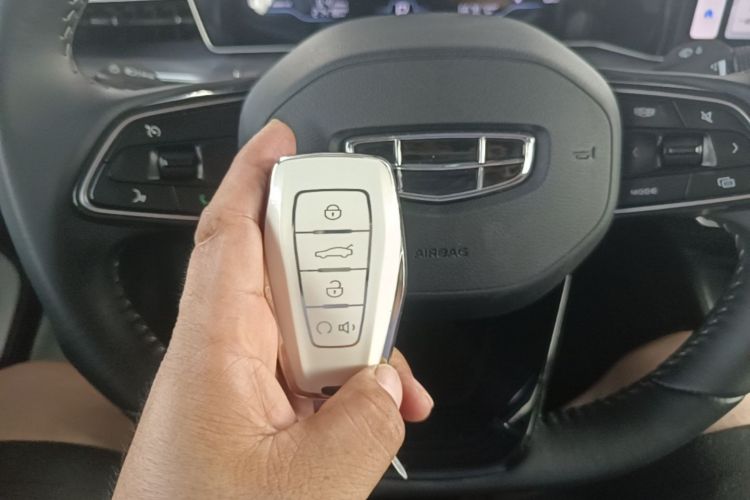 GEELY Binray 2024 immagine di auto #9