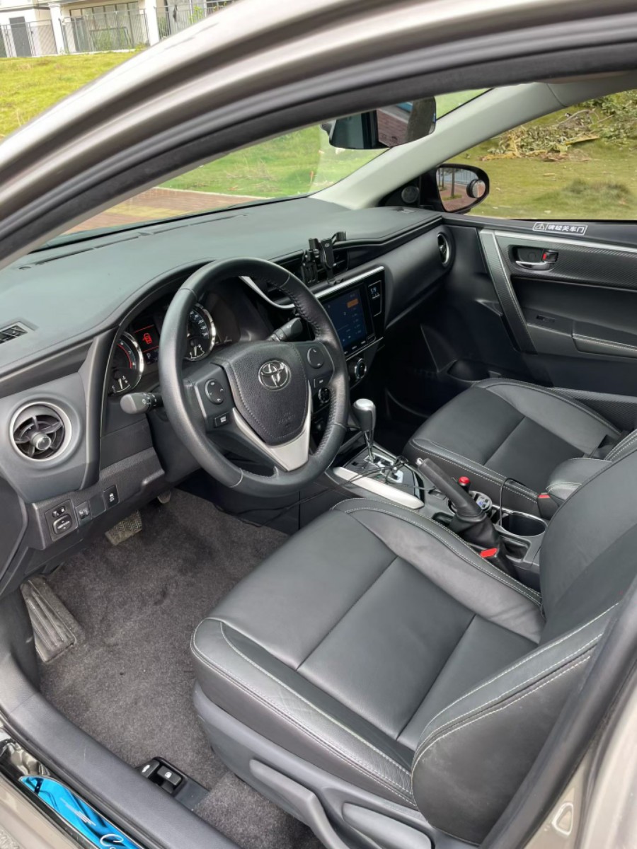 Toyota Corolla 2018 car image #9