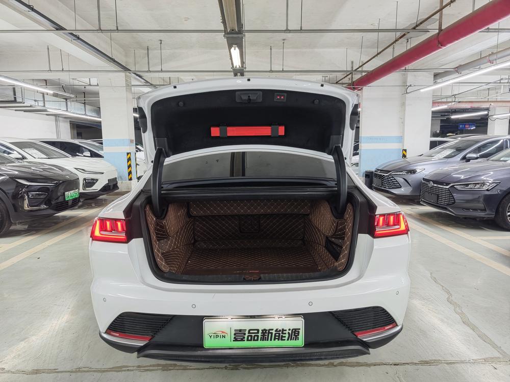 BYD Han 2021 car image #13