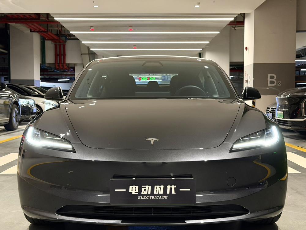 Tesla Model 3 2025 #10 Tesla Model 3 2025 car image #10