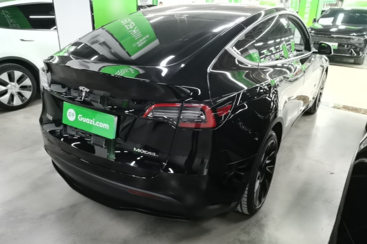 Tesla Model Y 2021 #7 Tesla Model Y 2021 car image #7