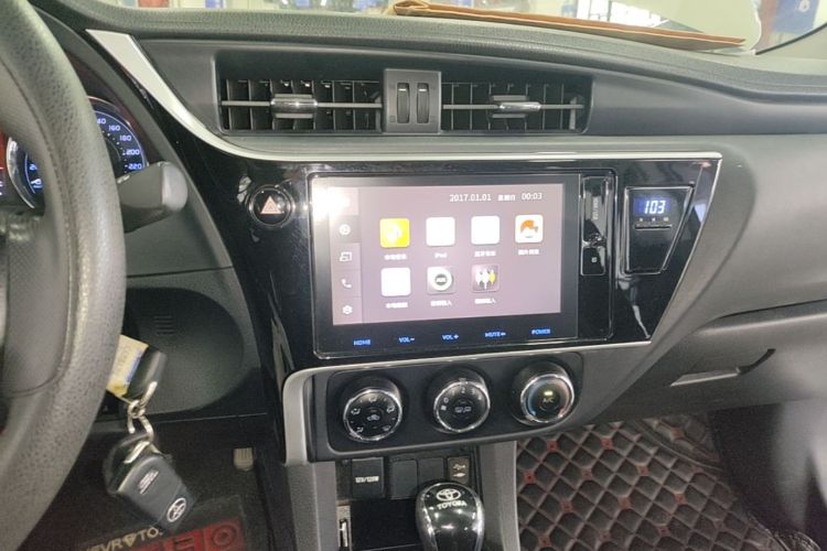Toyota Corolla 2017 #13 Toyota Corolla 2017 car image #13