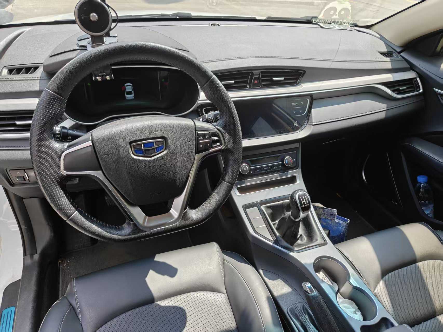 GEELY Emgrand 2018 car image #5