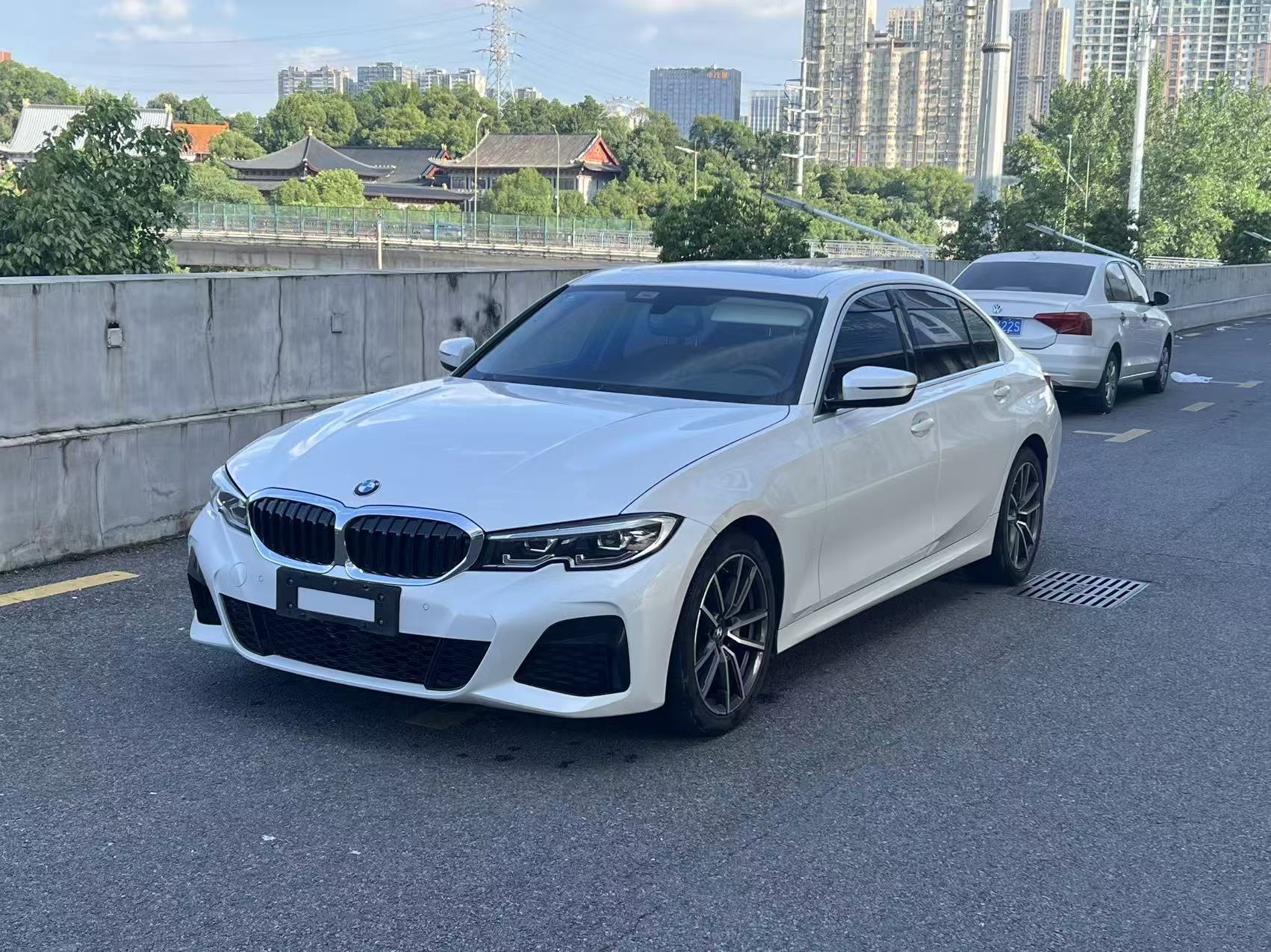 BMW 3 Series 2020 car image 