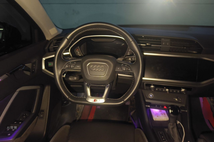 Audi Q3 2022 car image #12