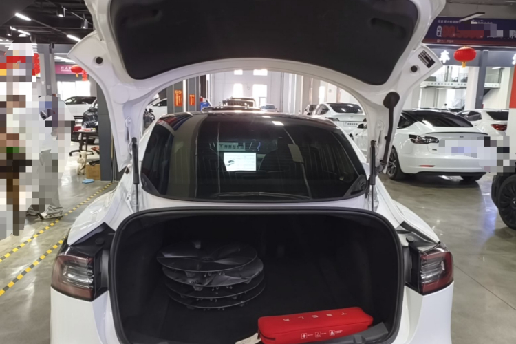 Tesla Model 3 2020 #21 Tesla Model 3 2020 صورة سيارة #21