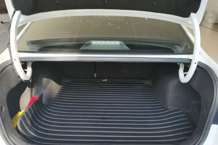 Volkswagen Bora 2022 car image #19