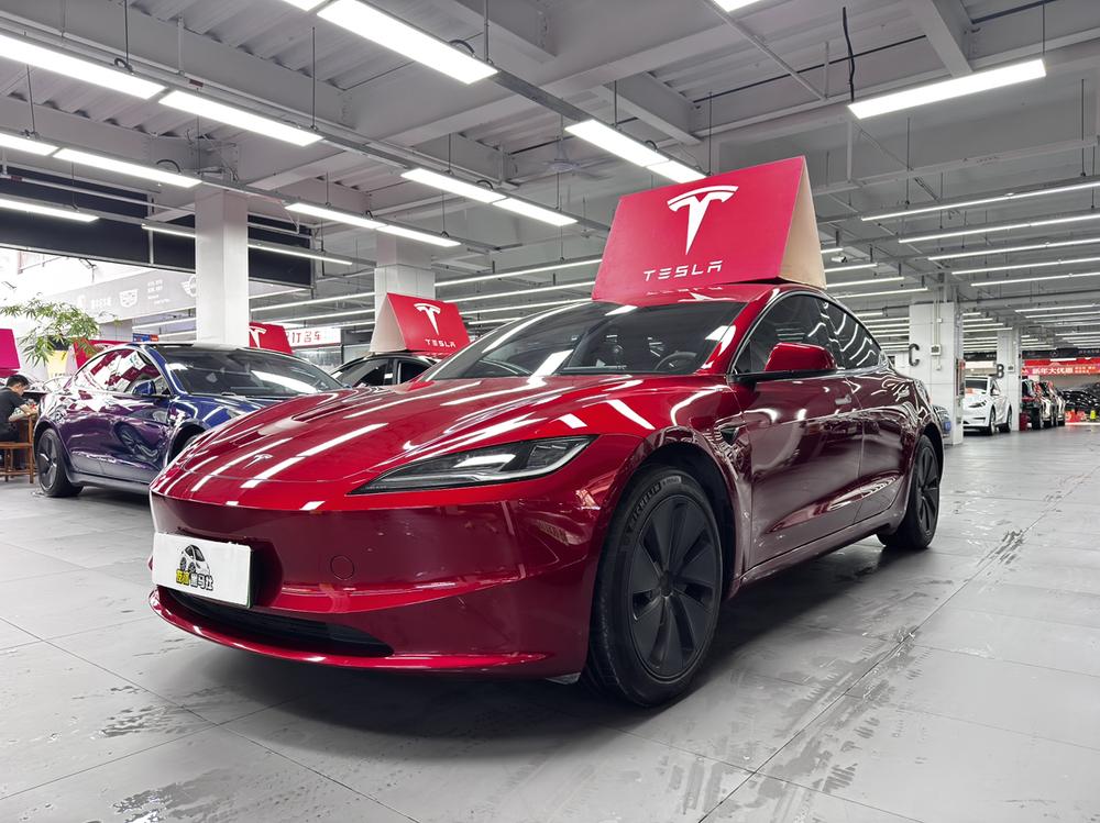 Tesla Model 3 2023 car image #7