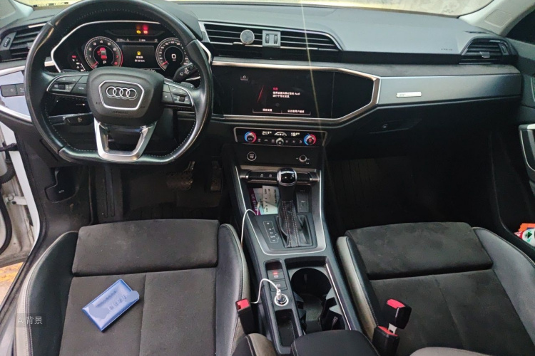 Audi Q3 2022 #11 Audi Q3 2022 car image #11