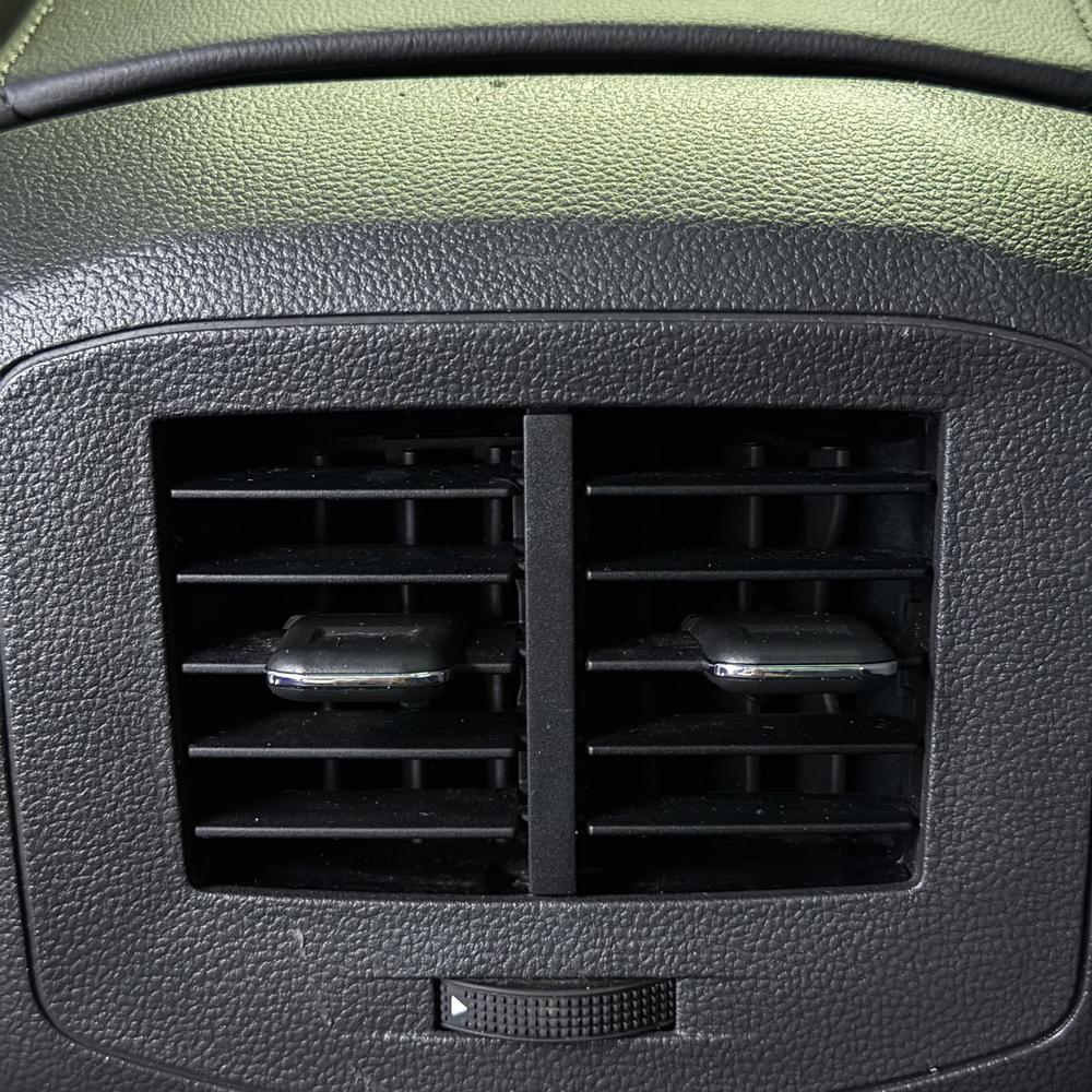 Volkswagen T-Cross 2022 car image #10