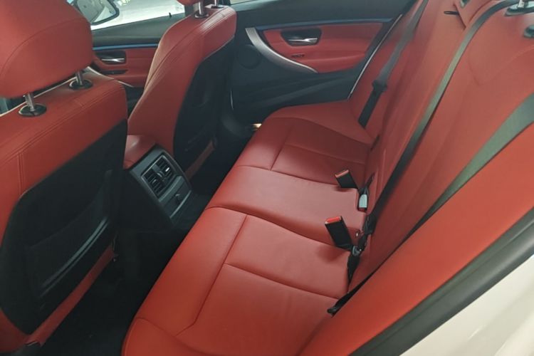 BMW 3 Series 2019 #17 BMW 3 Series 2019 car image #17