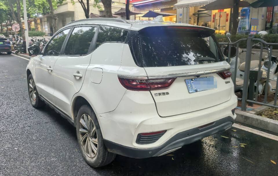 GEELY Vision X6 2020 car image #8