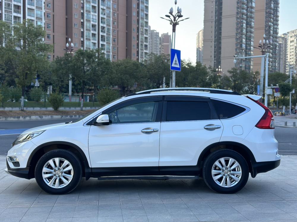 Honda CR-V 2015 #4 Honda CR-V 2015 car image #4