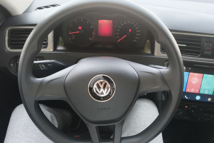 Volkswagen Santana 2016 #11 Volkswagen Santana 2016 car image #11
