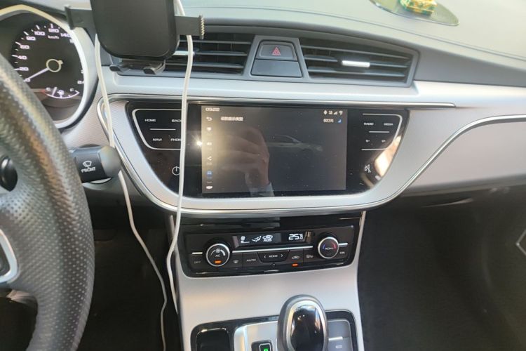 GEELY Emgrand GL 2018 car image #17