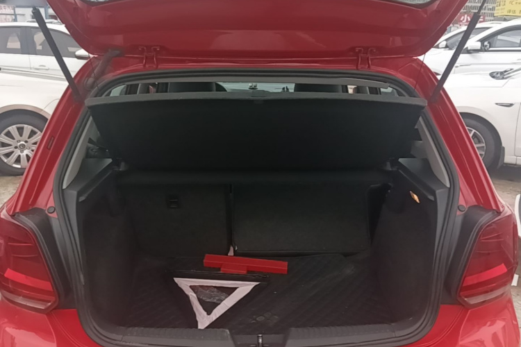 Volkswagen Polo 2016 #19 Volkswagen Polo 2016 car image #19