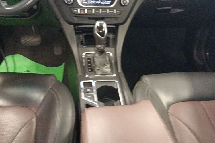 GEELY Emgrand 2017 #18 GEELY Emgrand 2017 car image #18