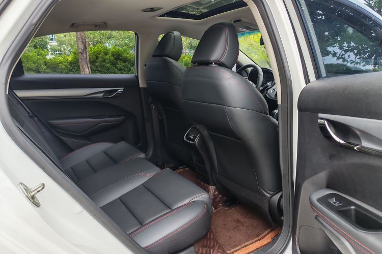 GEELY Binray 2021 #20 GEELY Binray 2021 صورة سيارة #20
