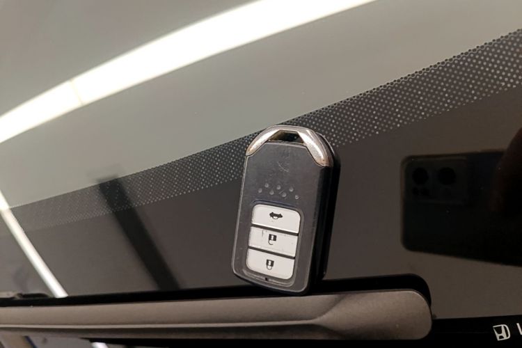 Honda CR-V 2019 #10 Honda CR-V 2019 car image #10