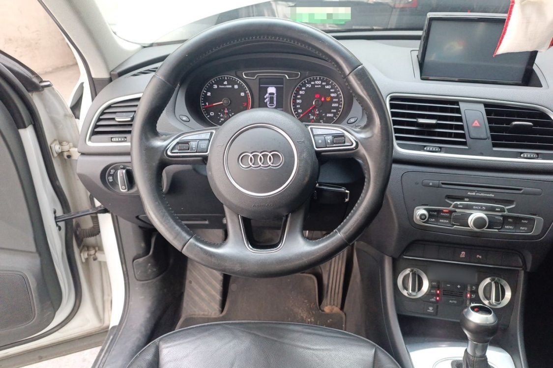 Audi Q3 2016 #22 Audi Q3 2016 car image #22