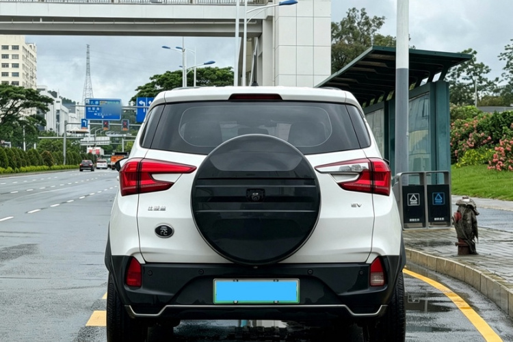 BYD Yuan New Energy 2019 immagine di auto #3