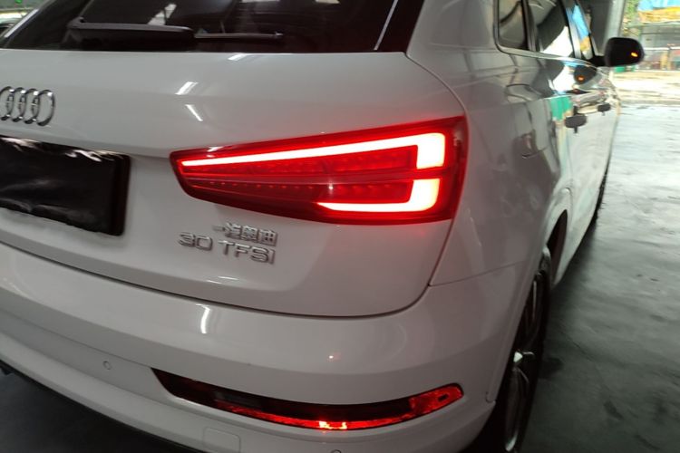 Audi Q3 2018 #8 Audi Q3 2018 car image #8