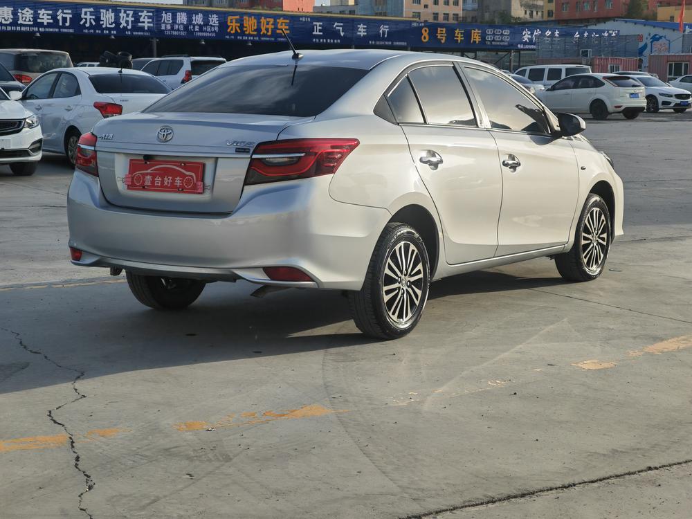 Toyota Vios 2023 image de voiture #6