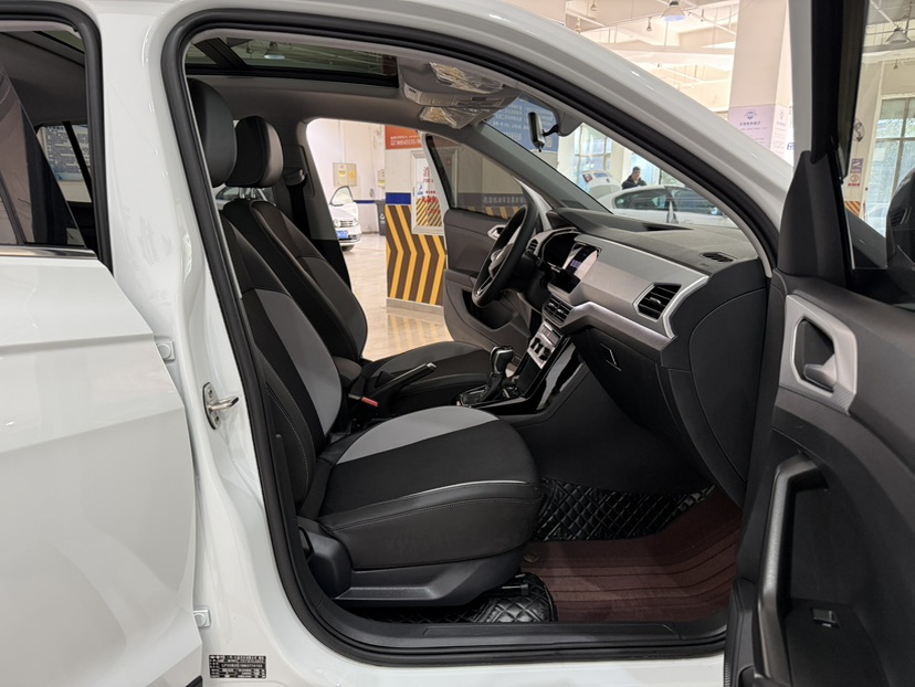 Volkswagen Tacqua 2023 #8 Volkswagen Tacqua 2023 صورة سيارة #8