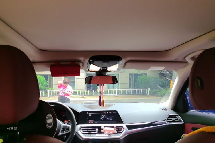 BMW 3 Series 2020 car image #20