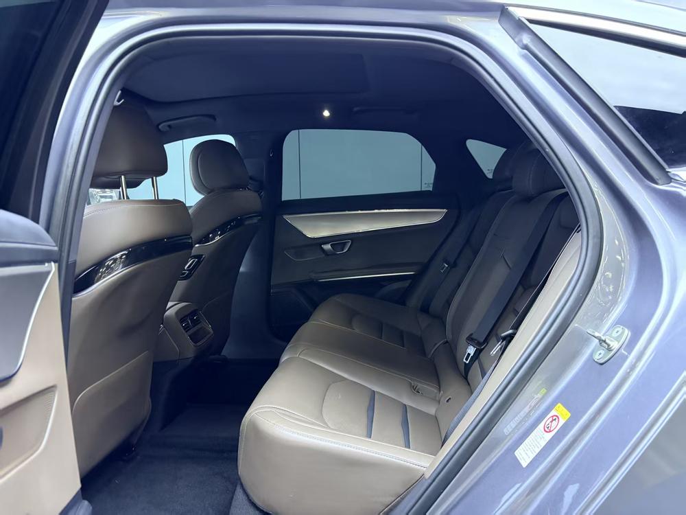 BYD Han 2022 imagen de coche #9