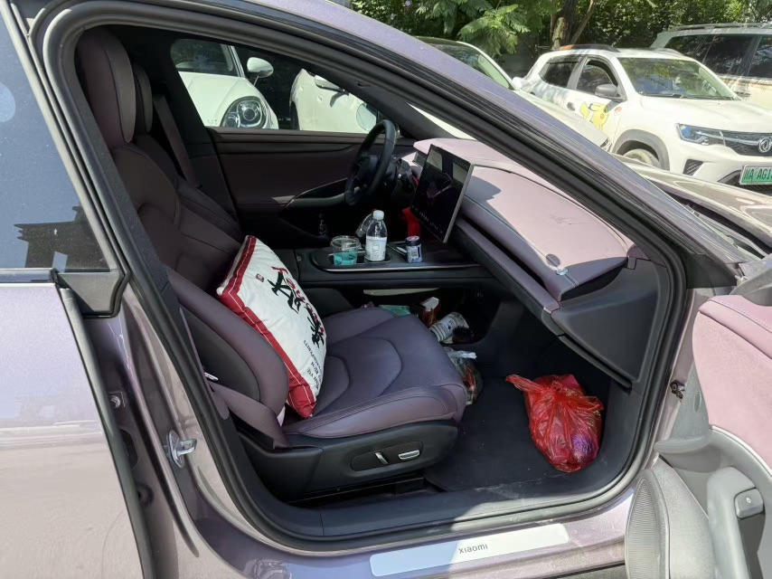 MI SU7 2025 car image #2