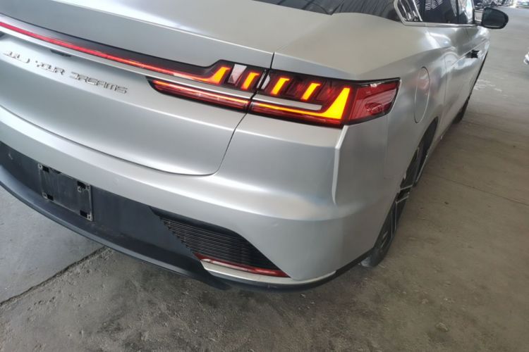 BYD Han 2021 car image #8