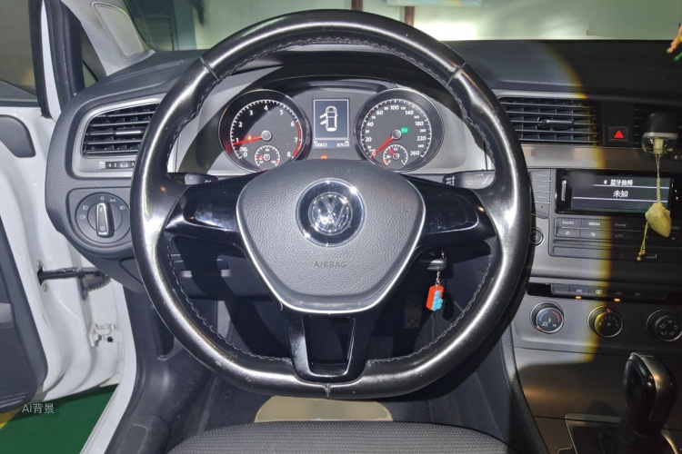 Volkswagen Golf 2015 car image #12