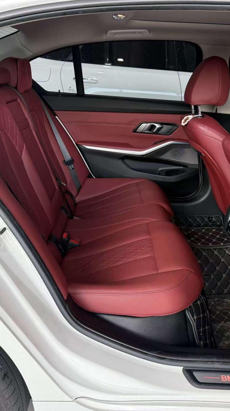 BMW i3 2023 car image #3