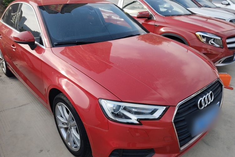 Audi A3 2018 immagine di auto #4