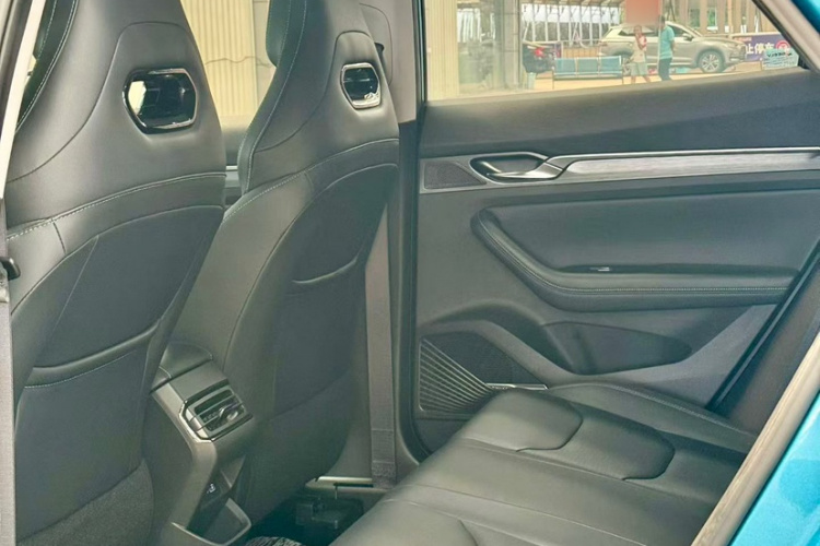 GEELY Emgrand S 2021 car image #11