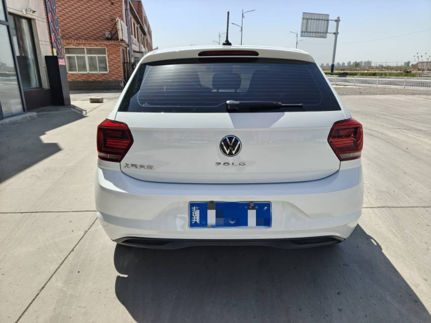 Volkswagen Polo 2021 изображение автомобиля #7