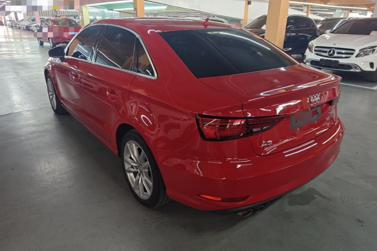 Audi A3 2018 car image #5