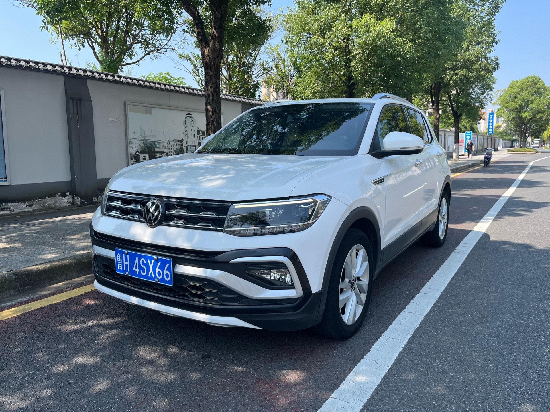 Volkswagen T-Cross 2021 Volkswagen T-Cross 2021 car image