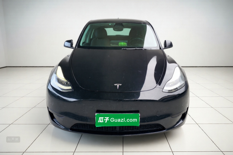 Tesla Model Y 2023 #3 Tesla Model Y 2023 car image #3