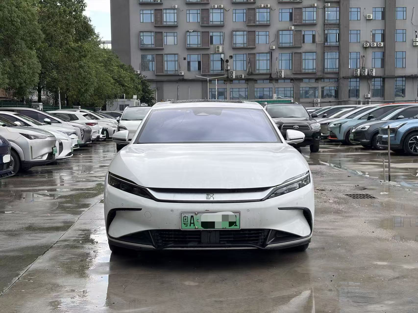 BYD Han 2024 image de voiture #9