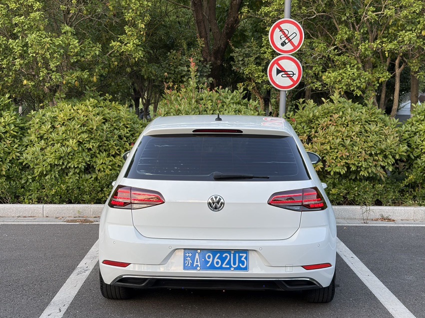 Volkswagen Golf 2019 #4 Volkswagen Golf 2019 car image #4