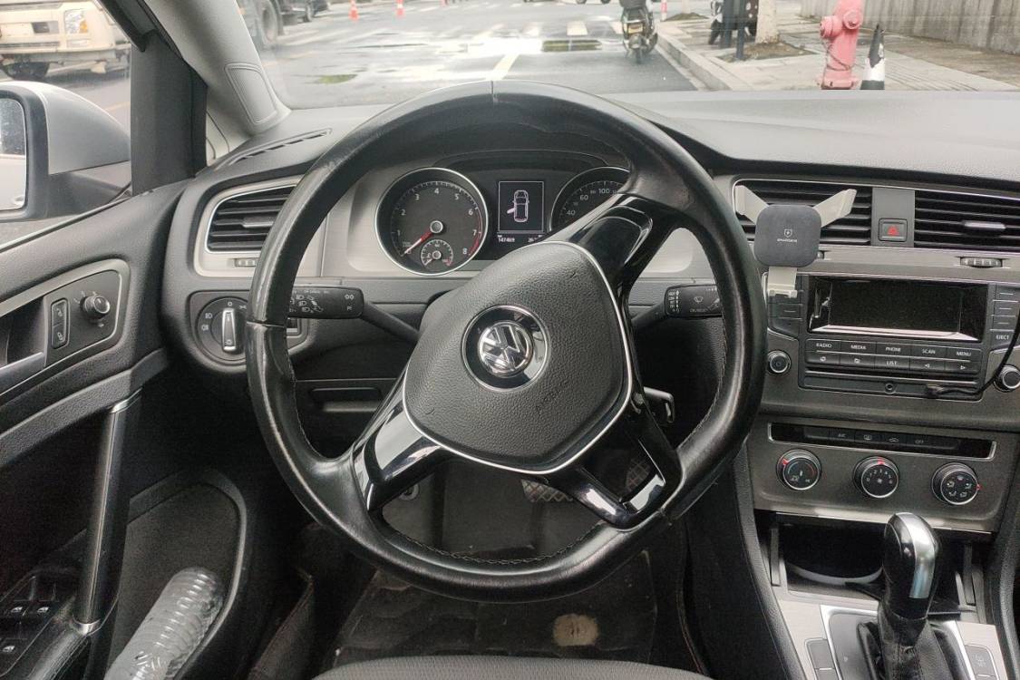 Volkswagen Golf 2015 immagine di auto #22